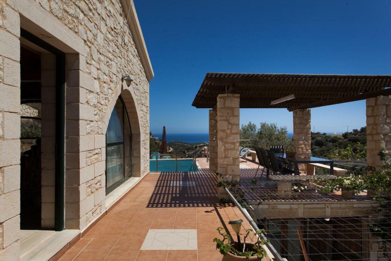 Bio Energy Villa Antonis สตาโลส ภายนอก รูปภาพ